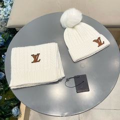 China Replica LV Scarf 60usd Only