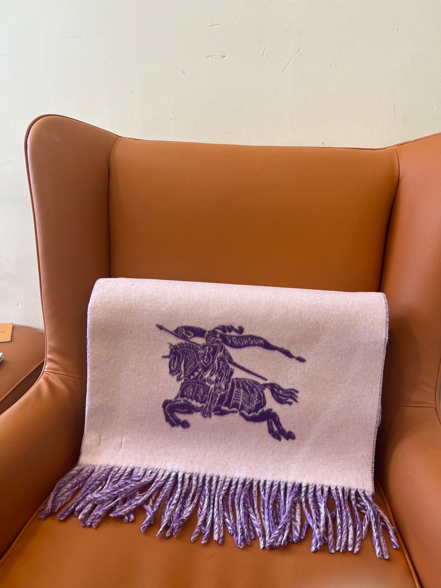 China Replica Burberry Scarf 232usd Only