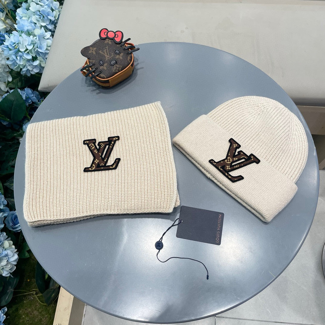 China Replica LV Scarf 54usd Only