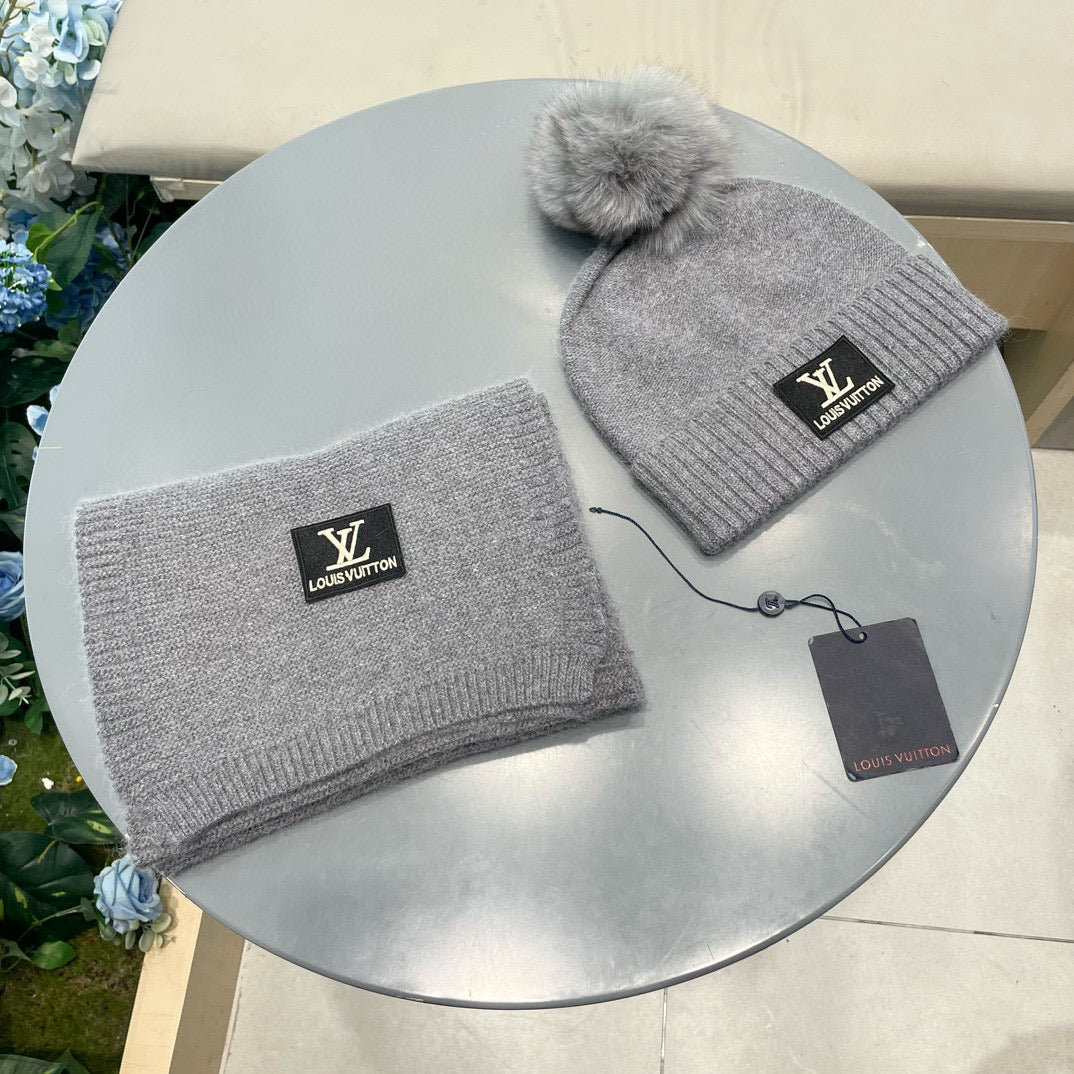 China Replica LV Scarf 58usd Only