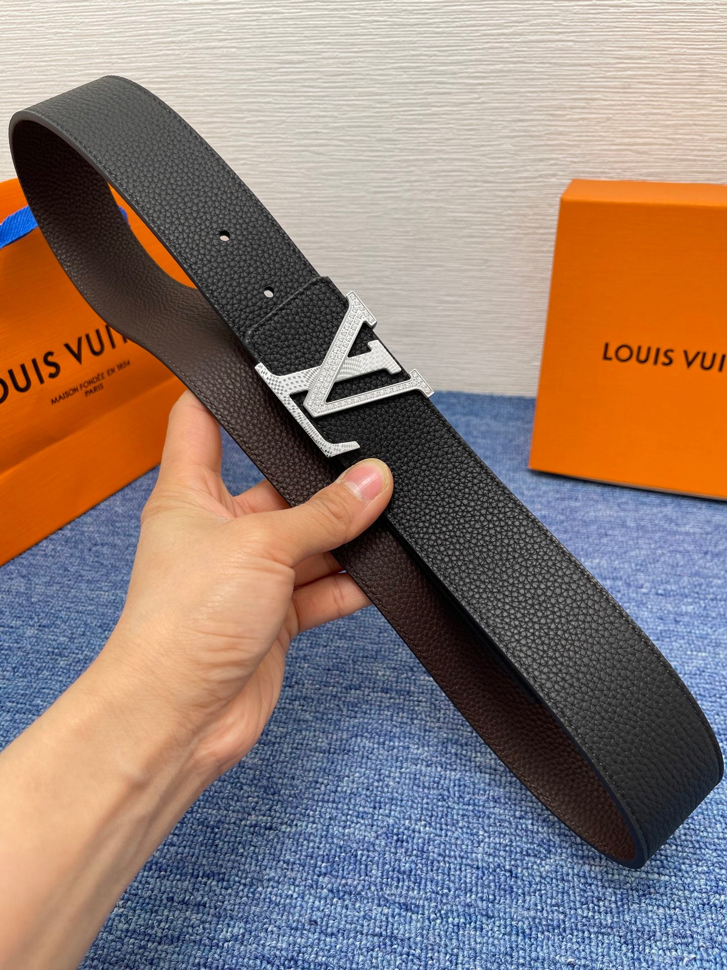 China Replica LV Belts 66usd Only