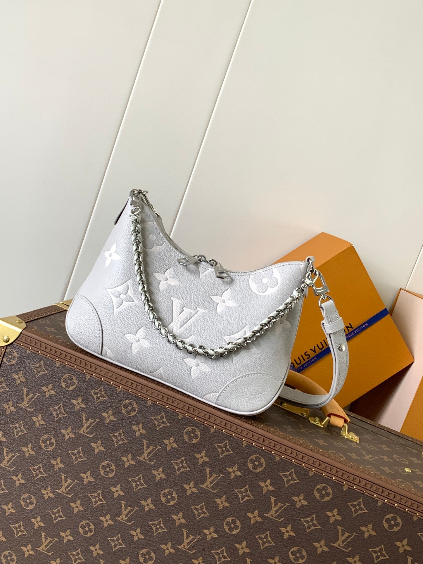 China Replica LV Handbags 165usd Only