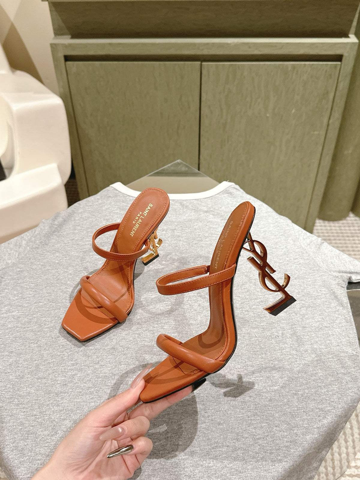 China Replica YSL Women Shoes 112usd Only