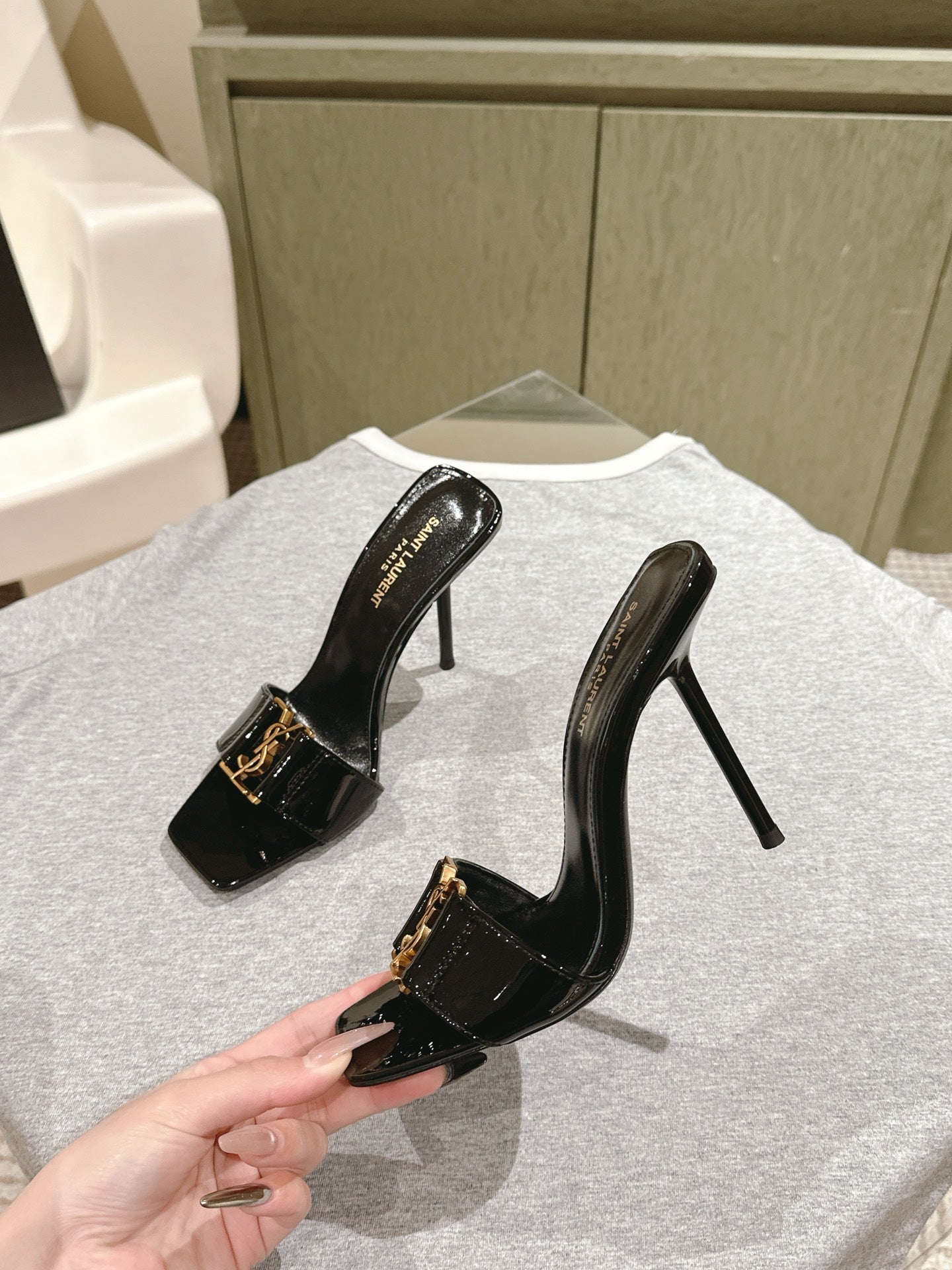 China Replica YSL Women Shoes 112usd Only