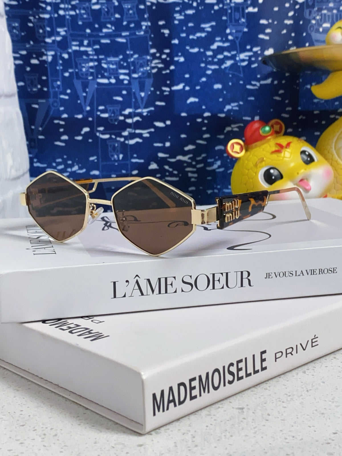 China Replica MiuMiu Sunglasses 26usd Only