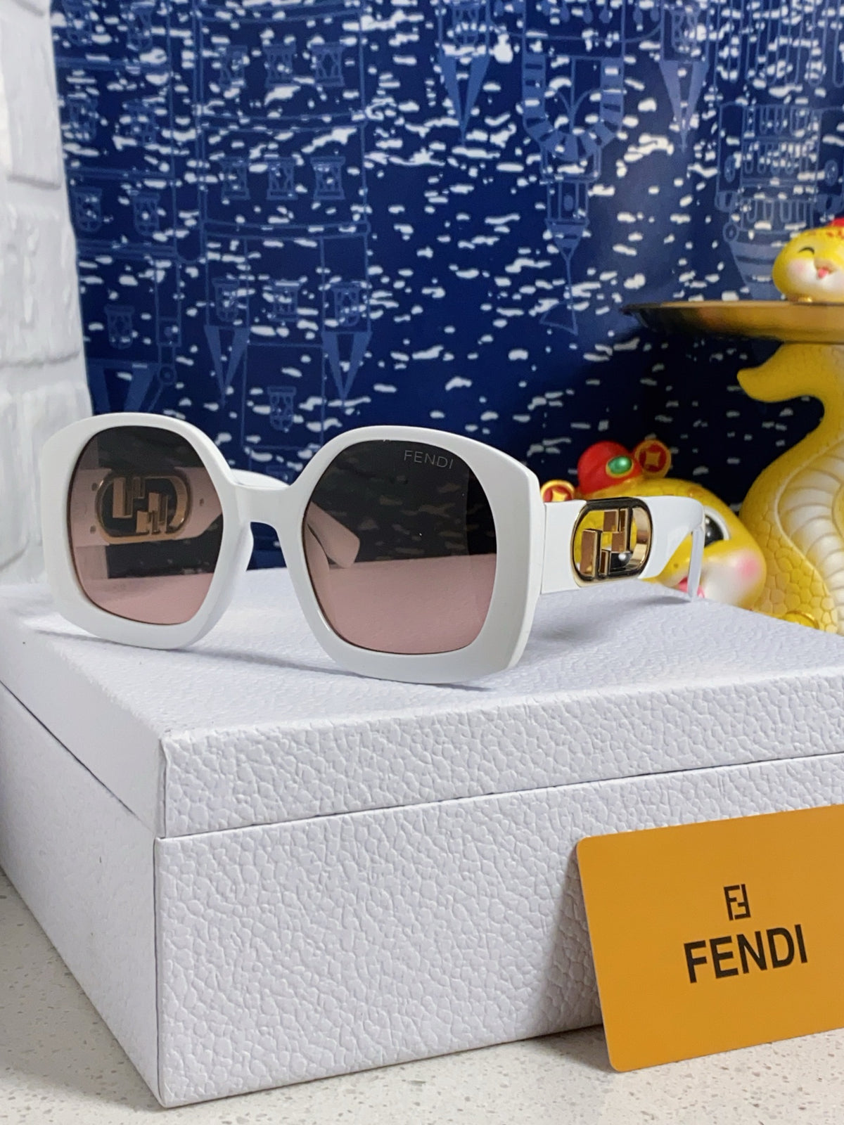 China Replica Fendi Sunglasses 28usd Only