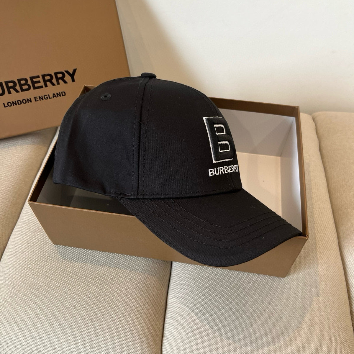 China Replica Burberry Hats 24usd Only