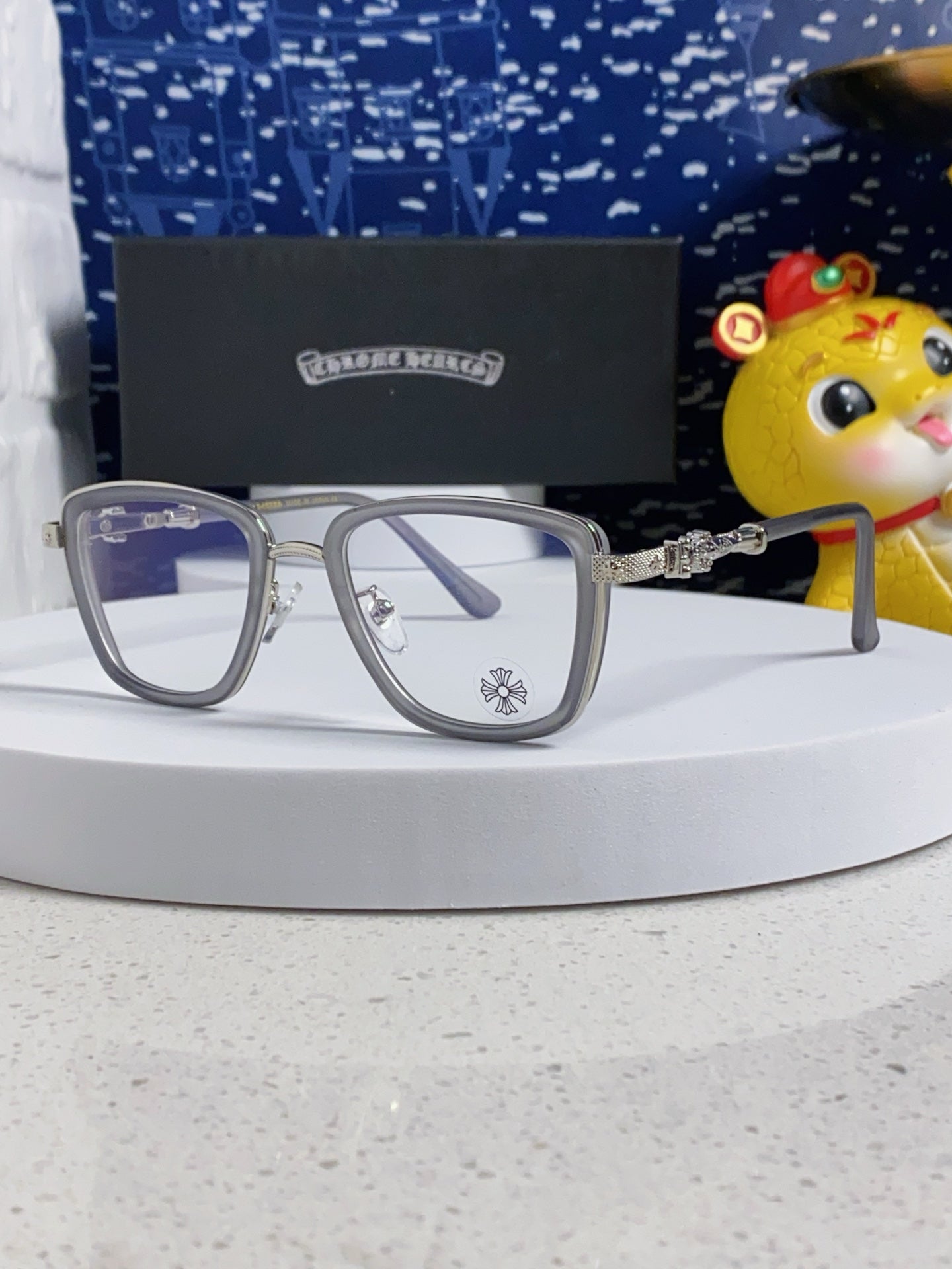 China Replica Chrome Hearts Sunglasses 28usd Only