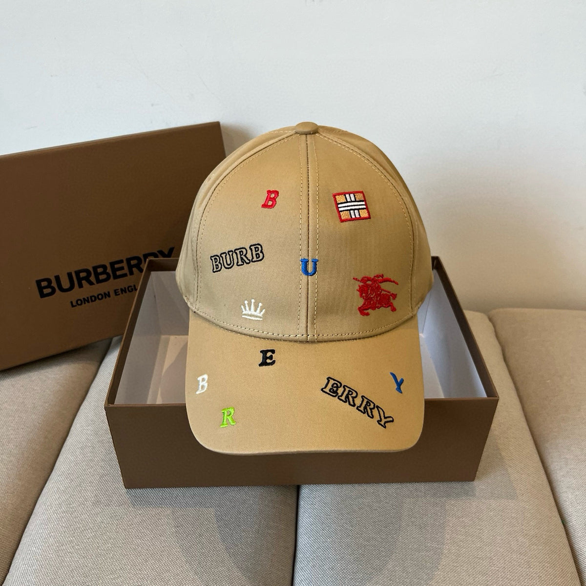 China Replica Burberry Hats 22usd Only