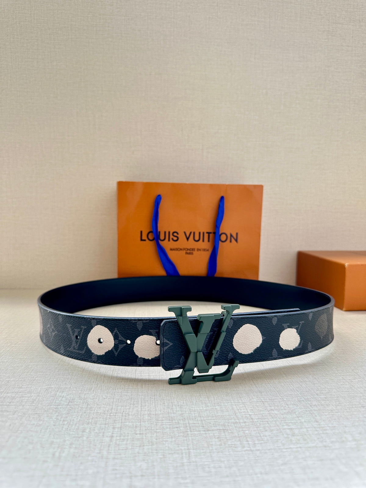 China Replica LV Belts 46usd Only