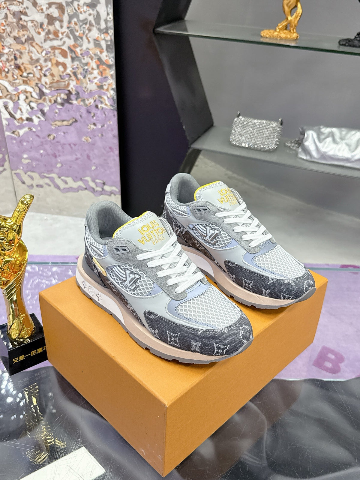 China Replica LV Women Shoes 126usd Only