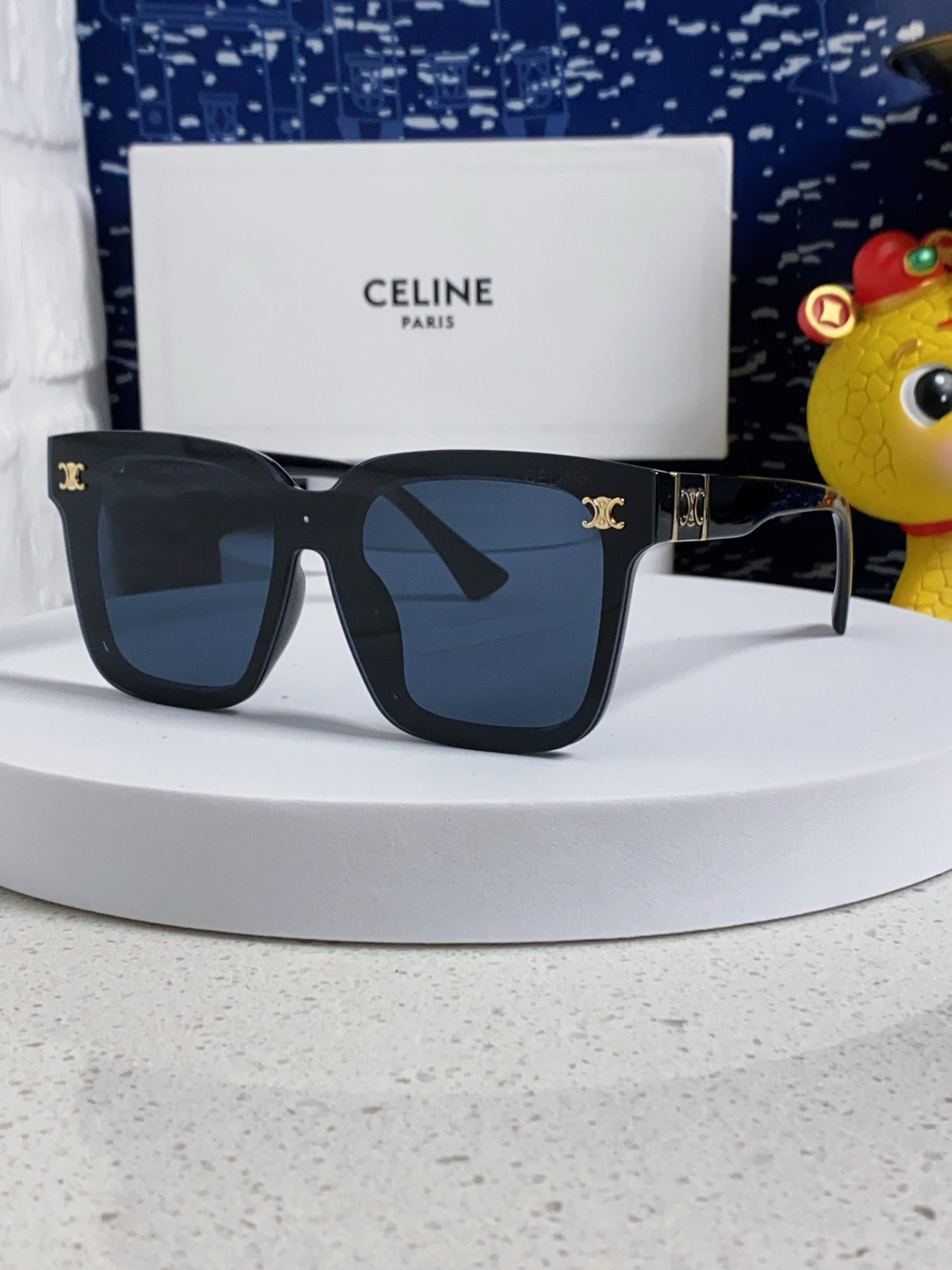 China Replica Celine Sunglasses 30usd Only