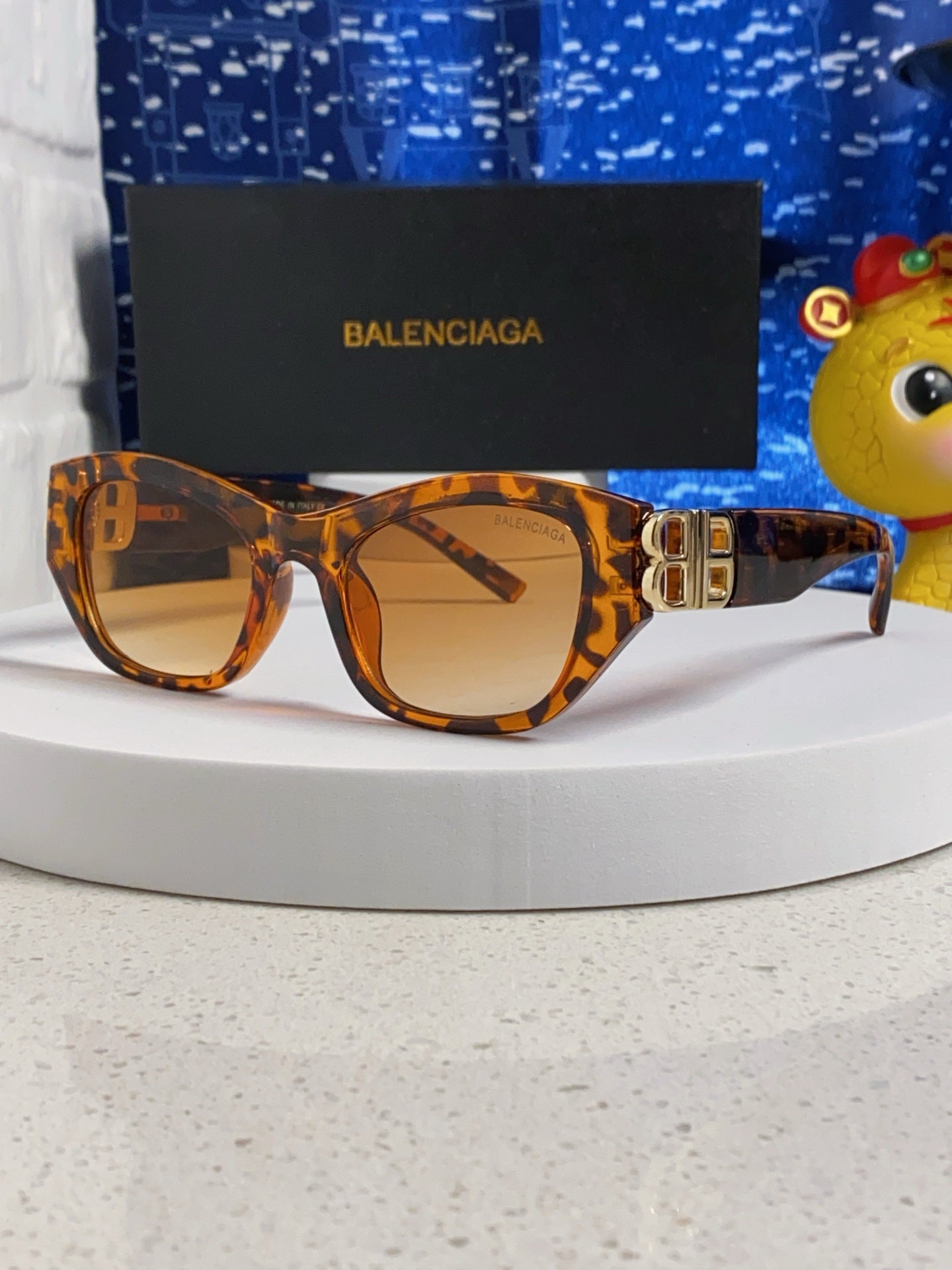 China Replica Balenciaga Sunglasses 28usd Only