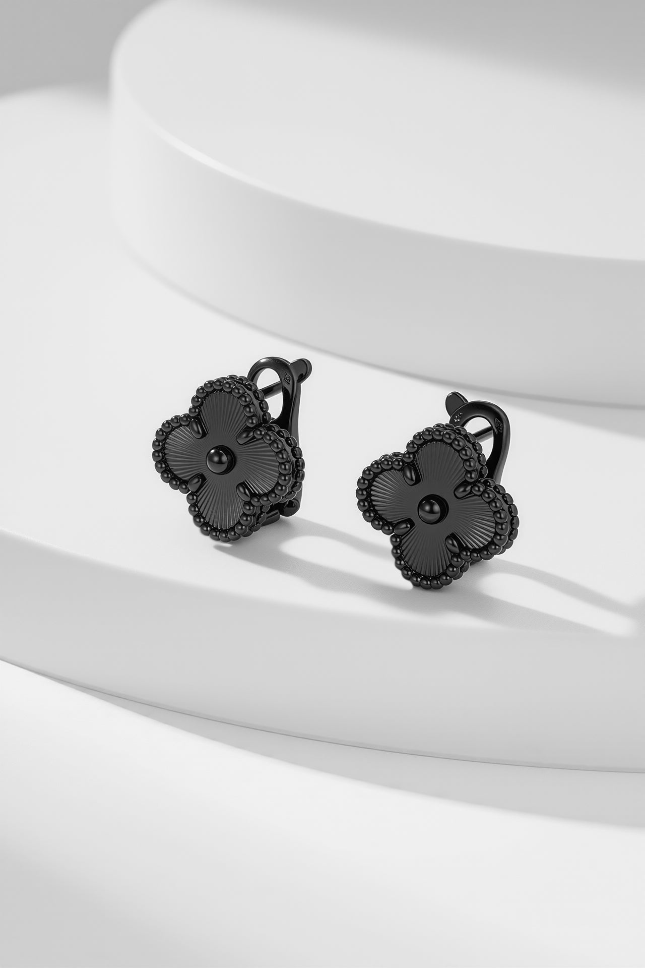 China Replica Van Cleef Arpels Earrings 58usd Only