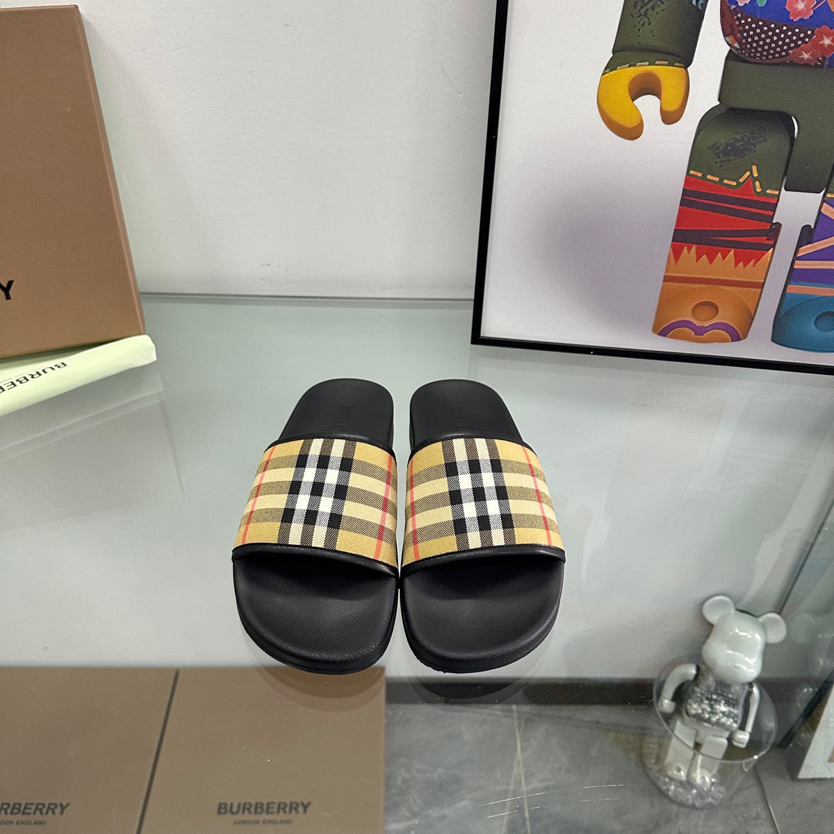 China Replica Burberry Women Shoes 59usd Only