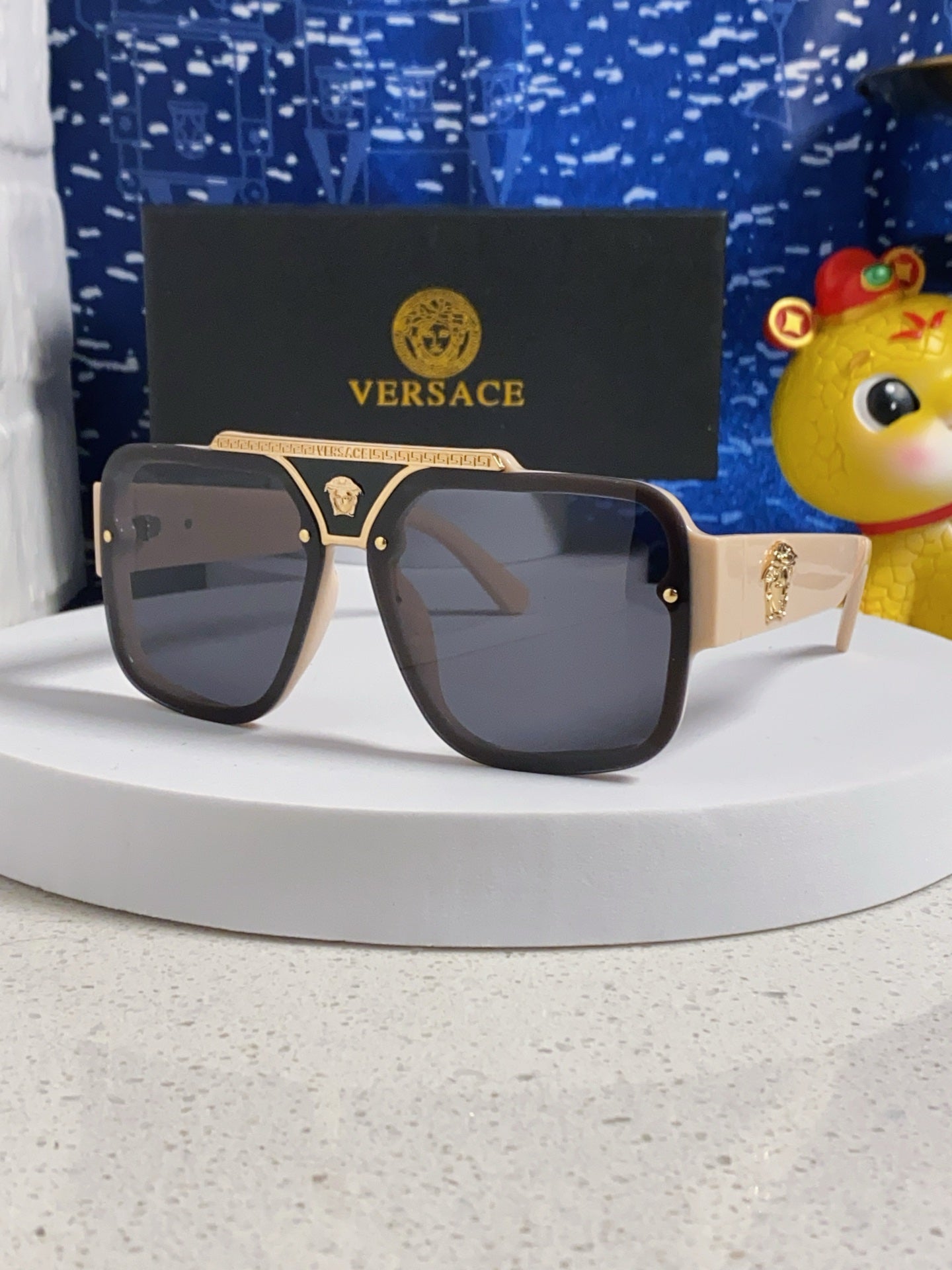 China Replica Versace Sunglasses 28usd Only