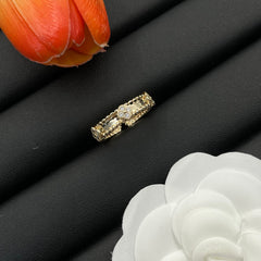 China Replica Van Cleef Arpels Rings 22usd Only