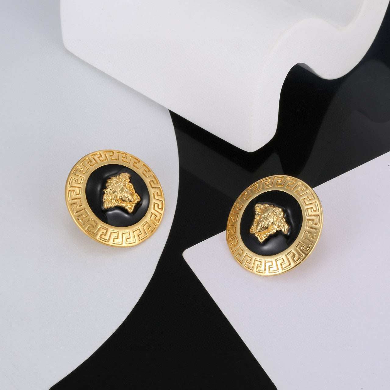 China Replica Versace Earrings 22usd Only