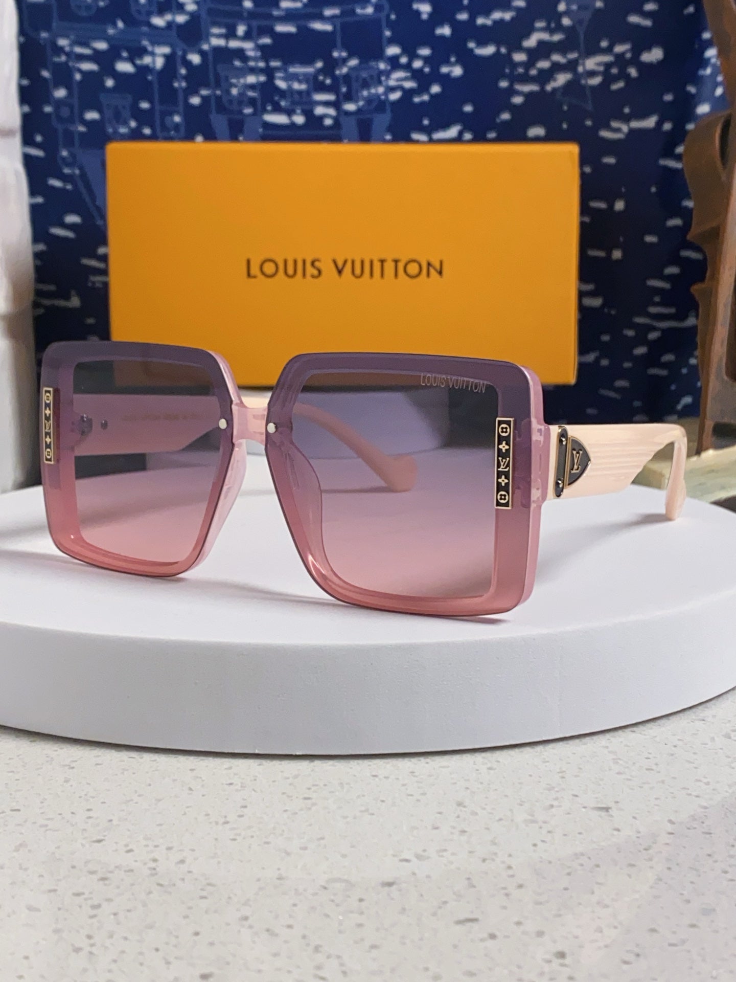 China Replica LV Sunglasses 30usd Only