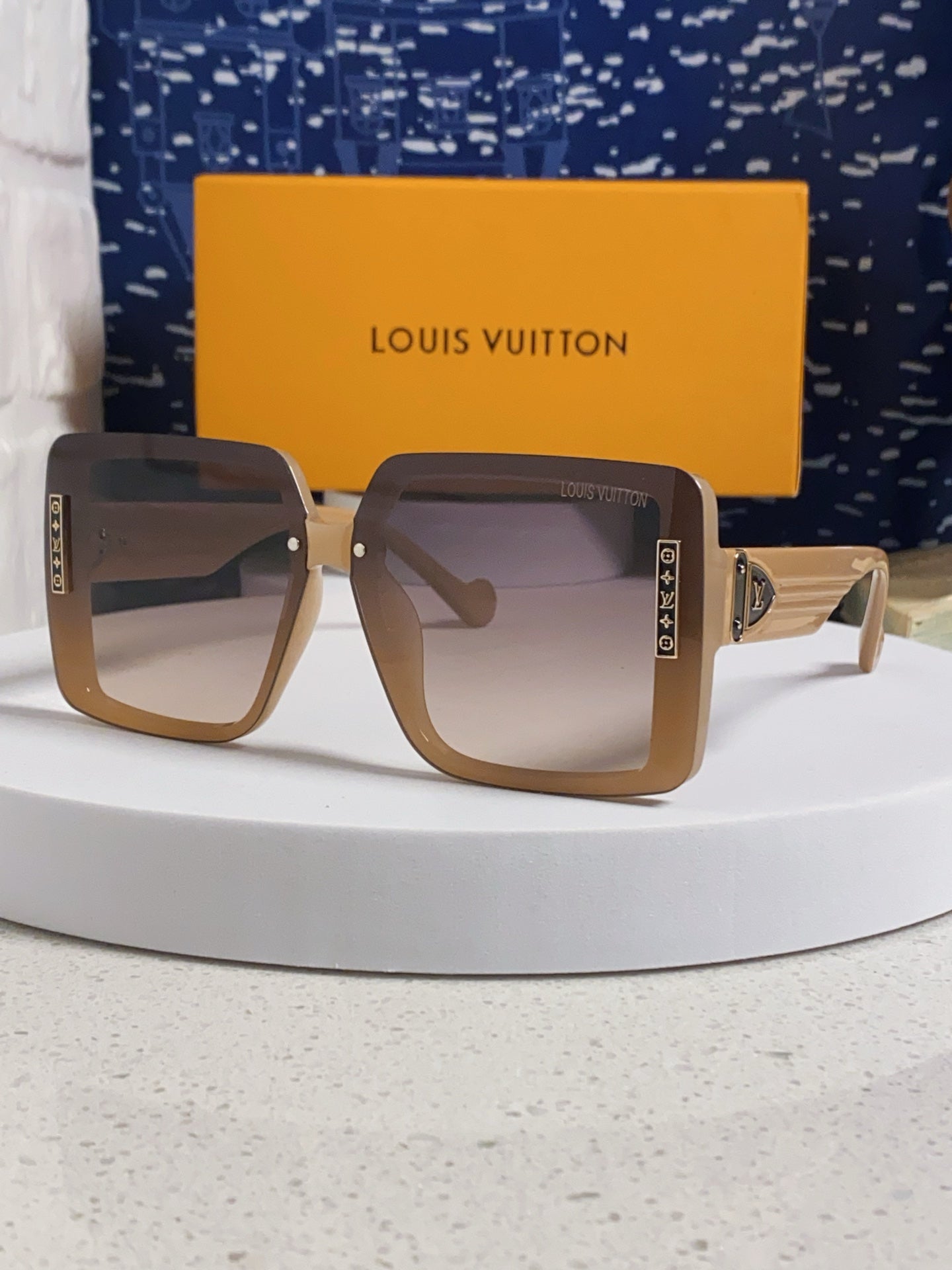 China Replica LV Sunglasses 30usd Only