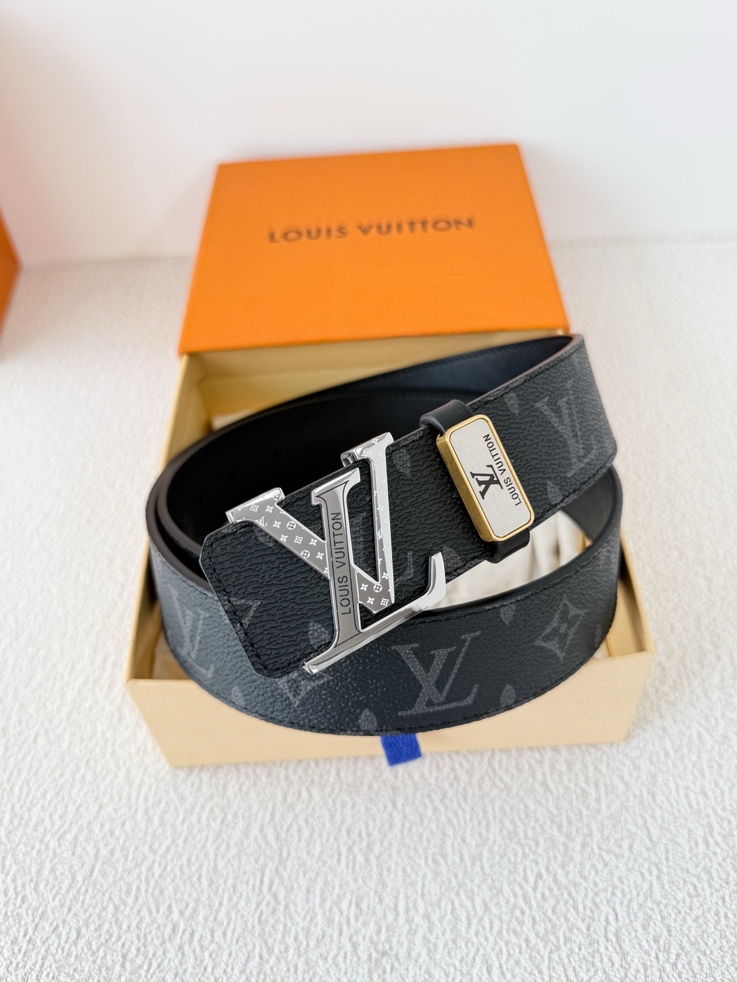 China Replica LV Belts 49usd Only