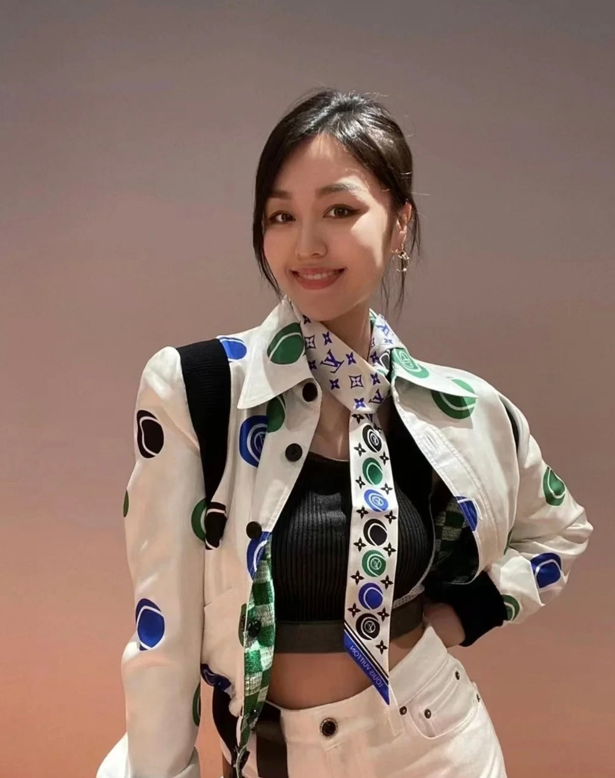China Replica LV Scarf 20usd Only