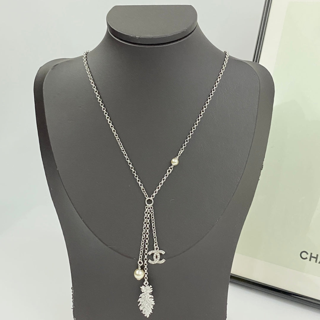 China Replica Chanel Necklaces 39usd Only
