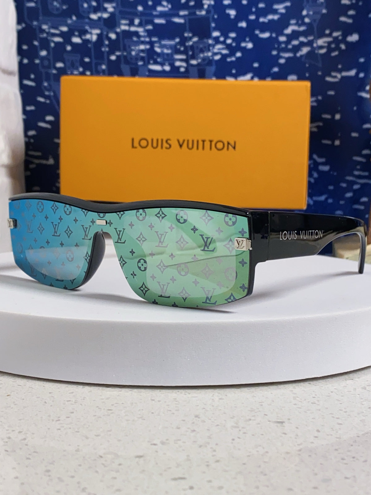 China Replica LV Sunglasses 32usd Only