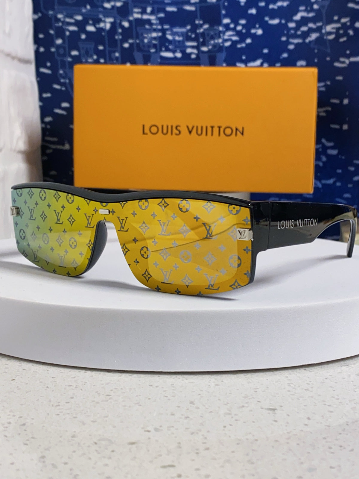 China Replica LV Sunglasses 32usd Only