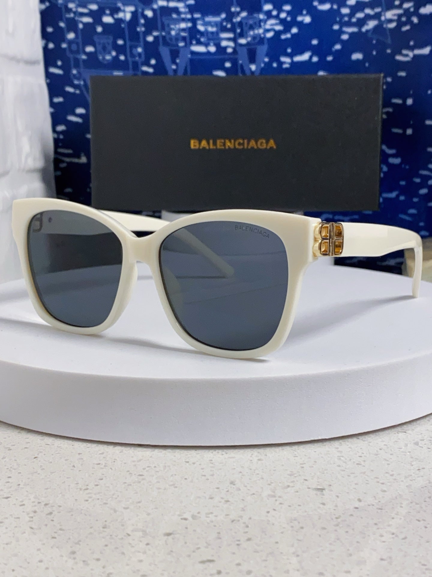 China Replica Balenciaga Sunglasses 28usd Only