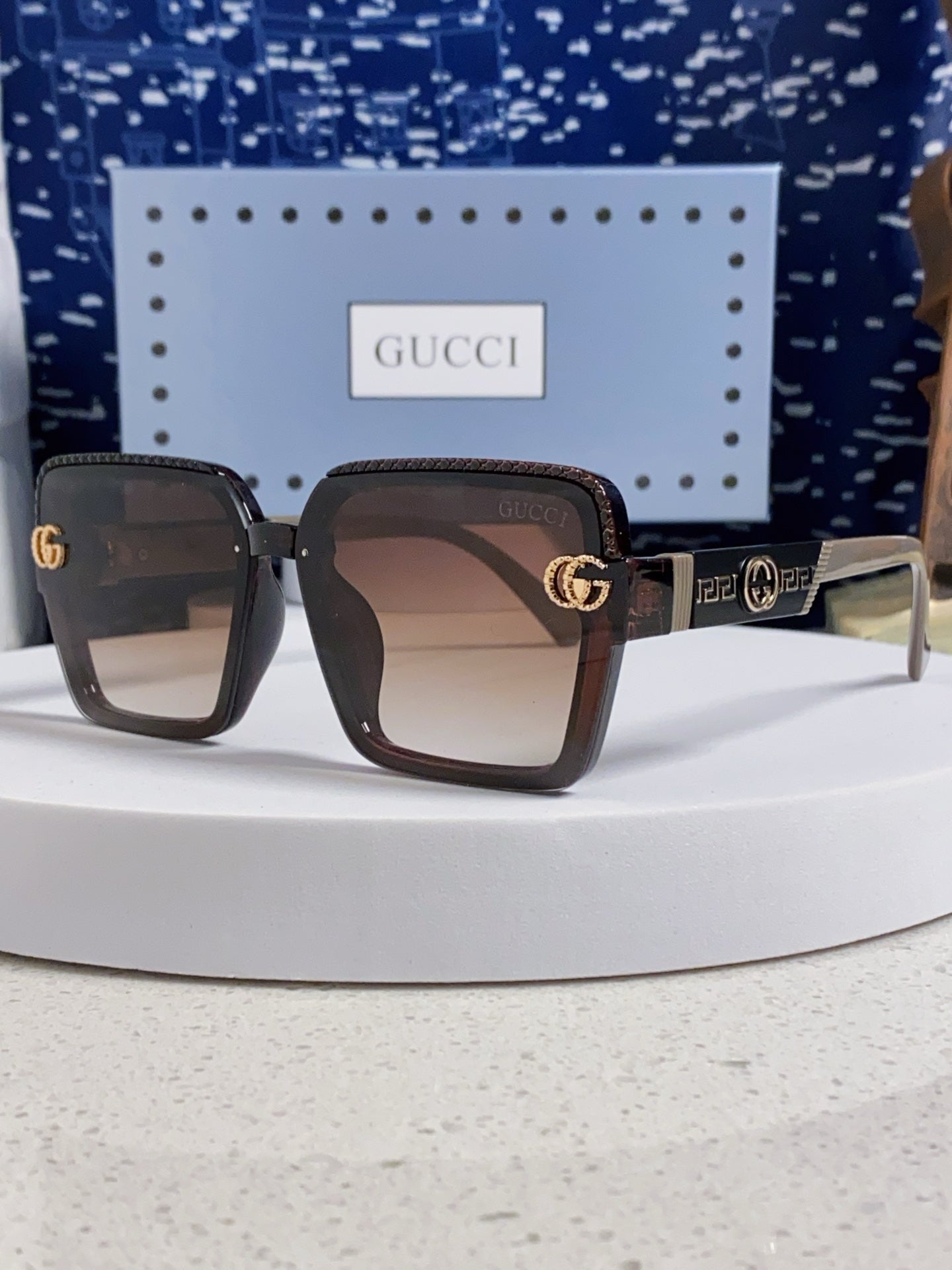 China Replica Gucci Sunglasses 30usd Only