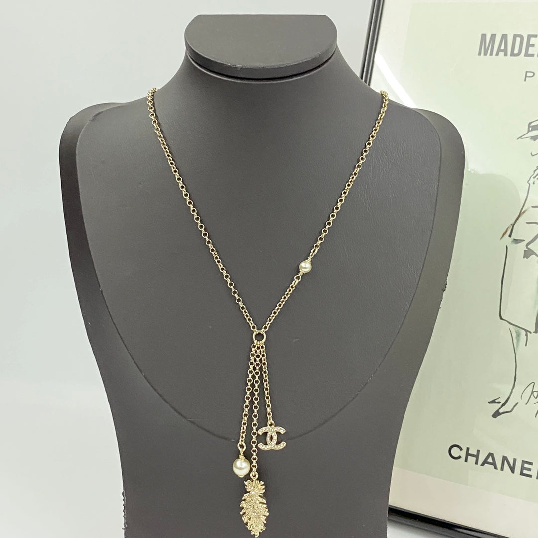 China Replica Chanel Necklaces 39usd Only