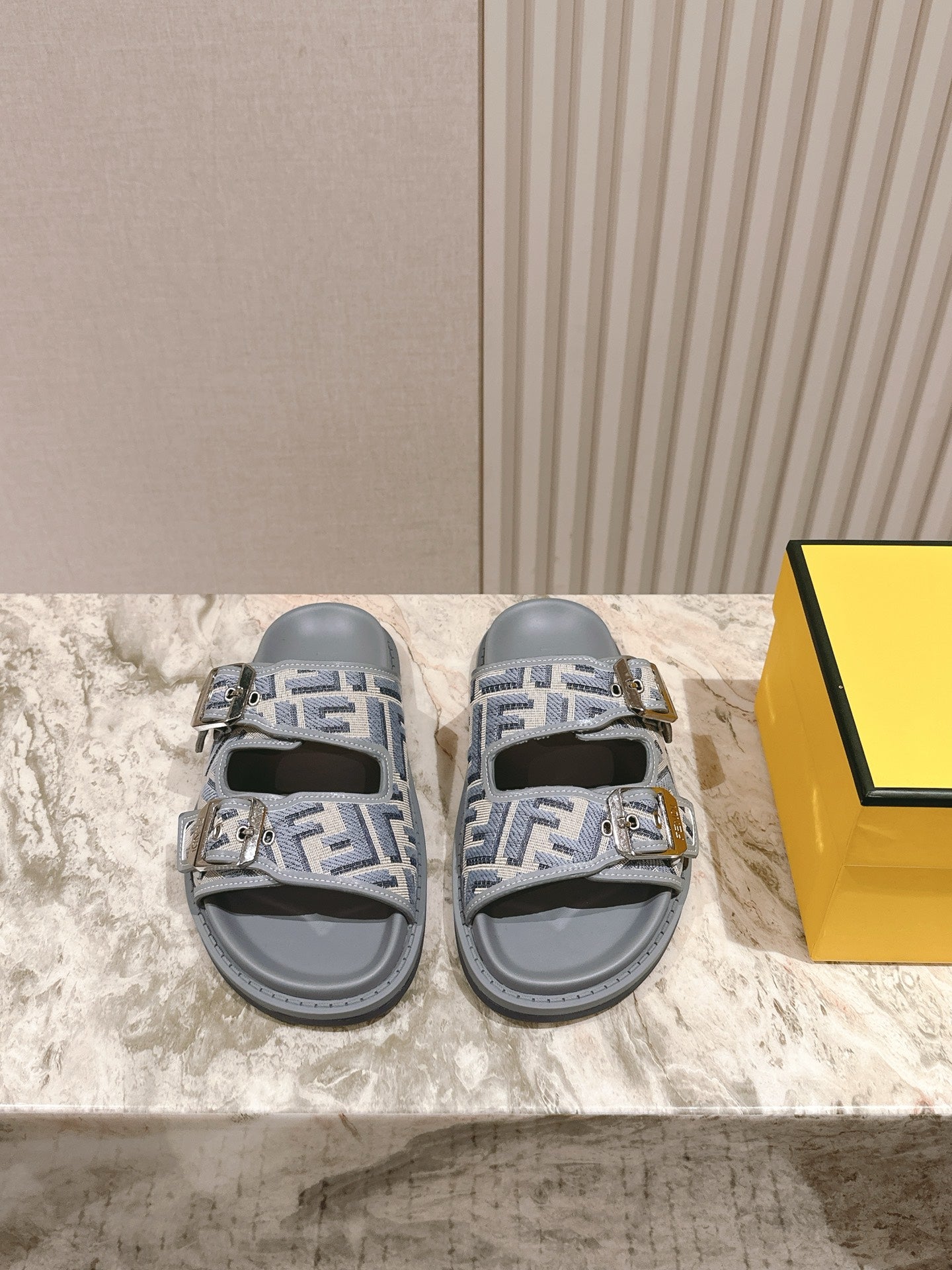 China Replica Fendi Women Shoes 84usd Only