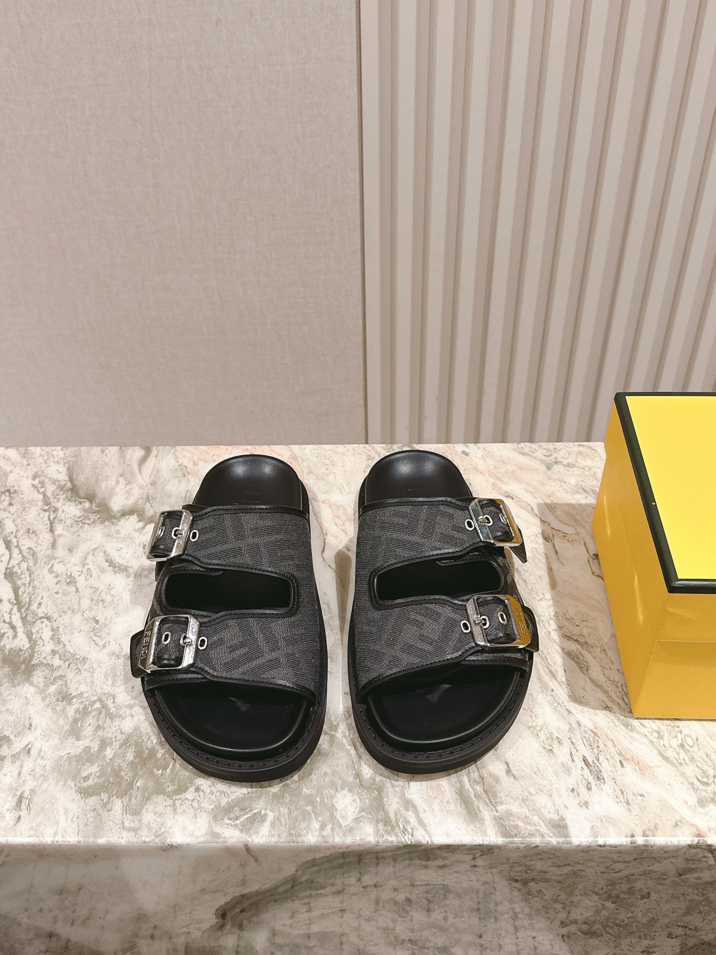 China Replica Fendi Women Shoes 84usd Only