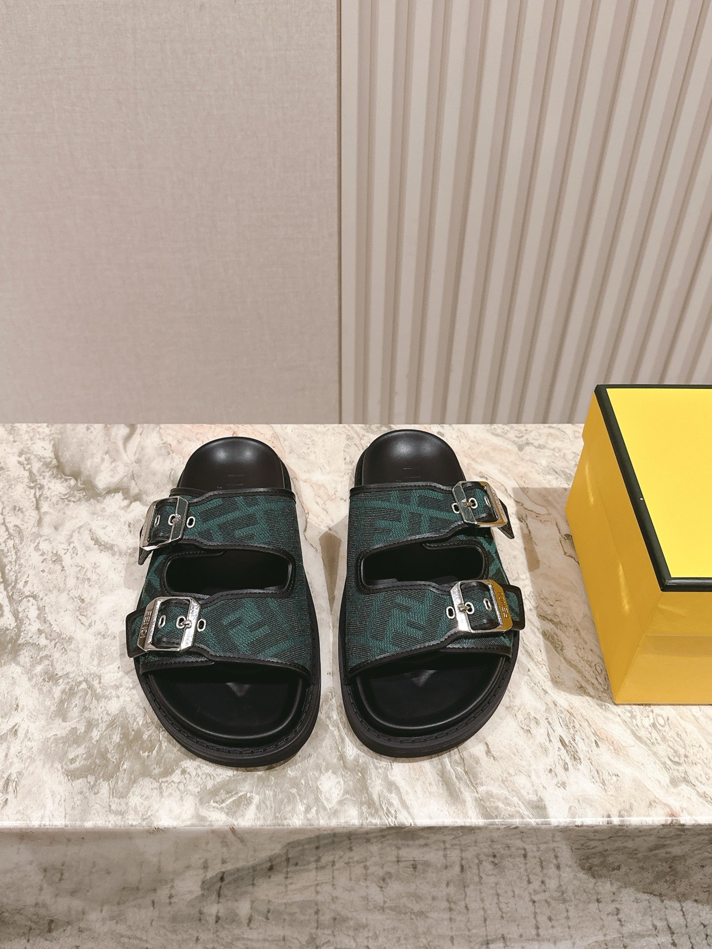 China Replica Fendi Women Shoes 84usd Only