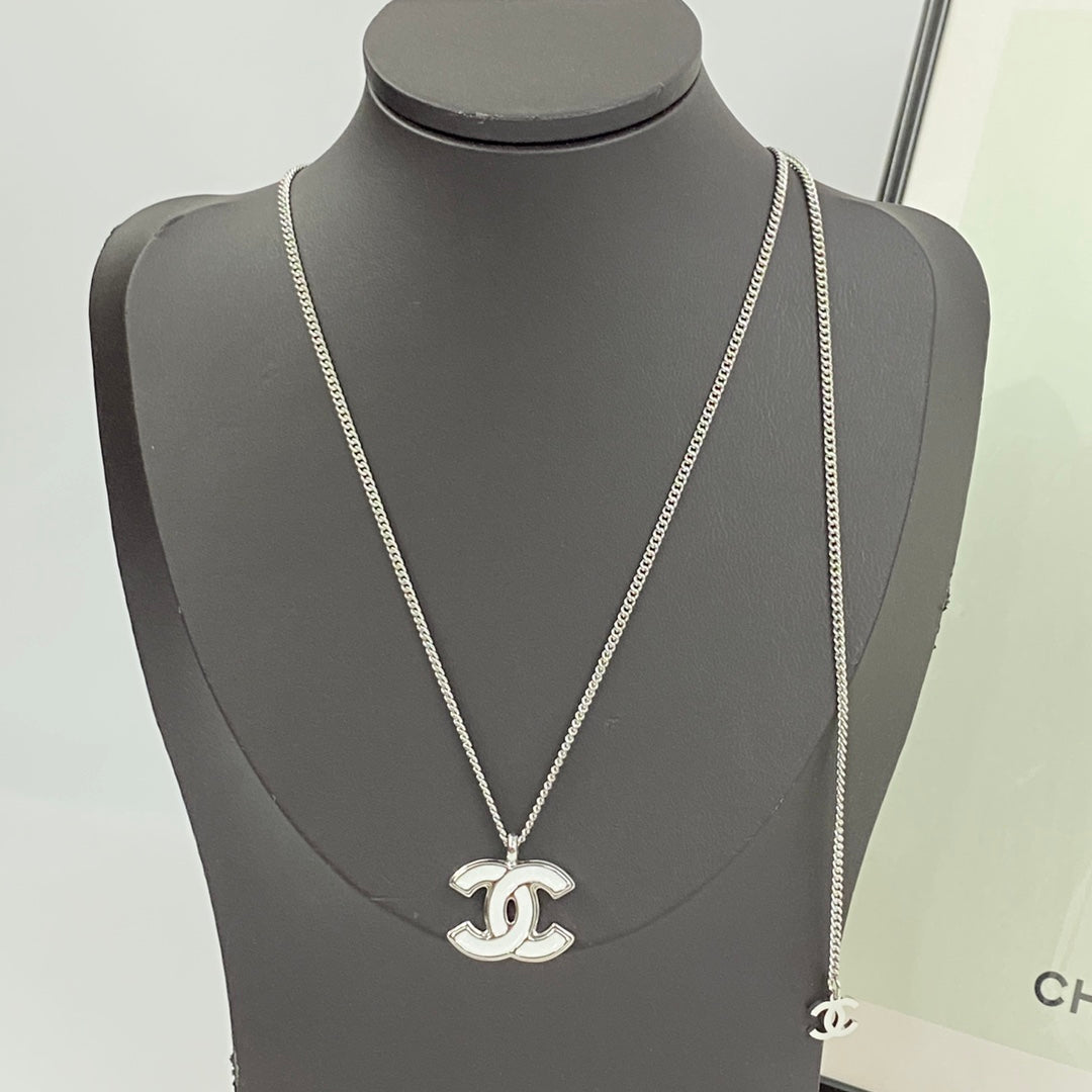 China Replica Chanel Necklaces 33usd Only