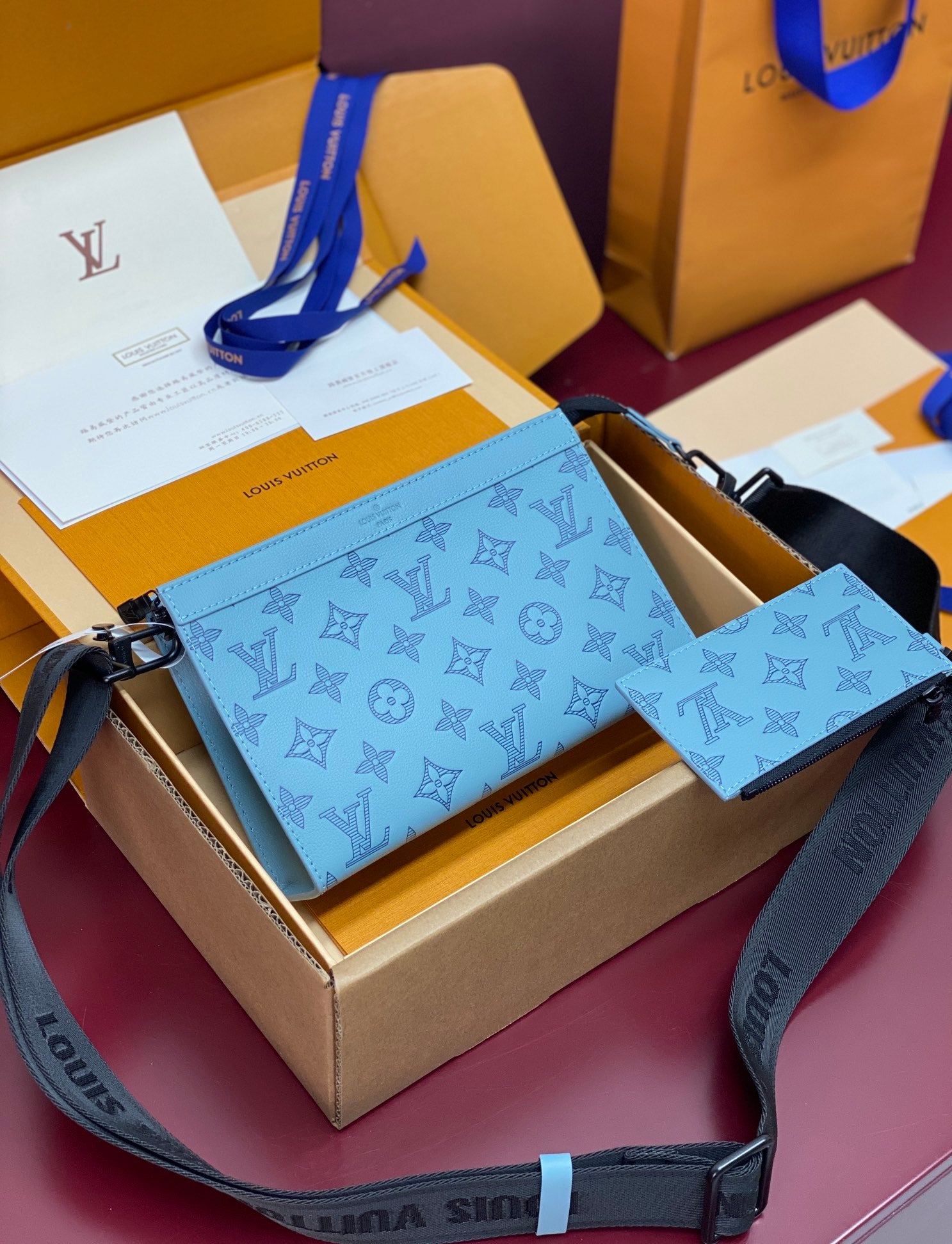 China Replica LV Handbags 126usd Only