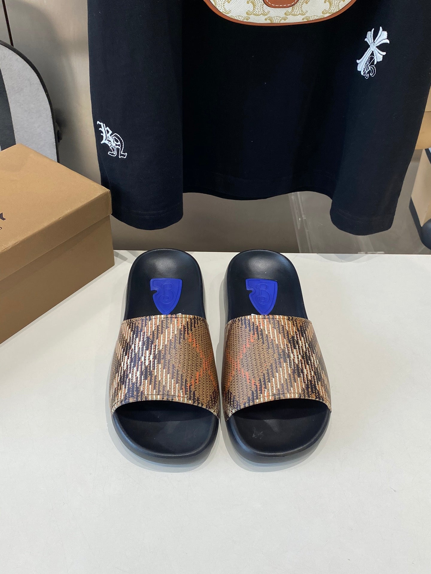 China Replica Burberry Women Shoes 56usd Only