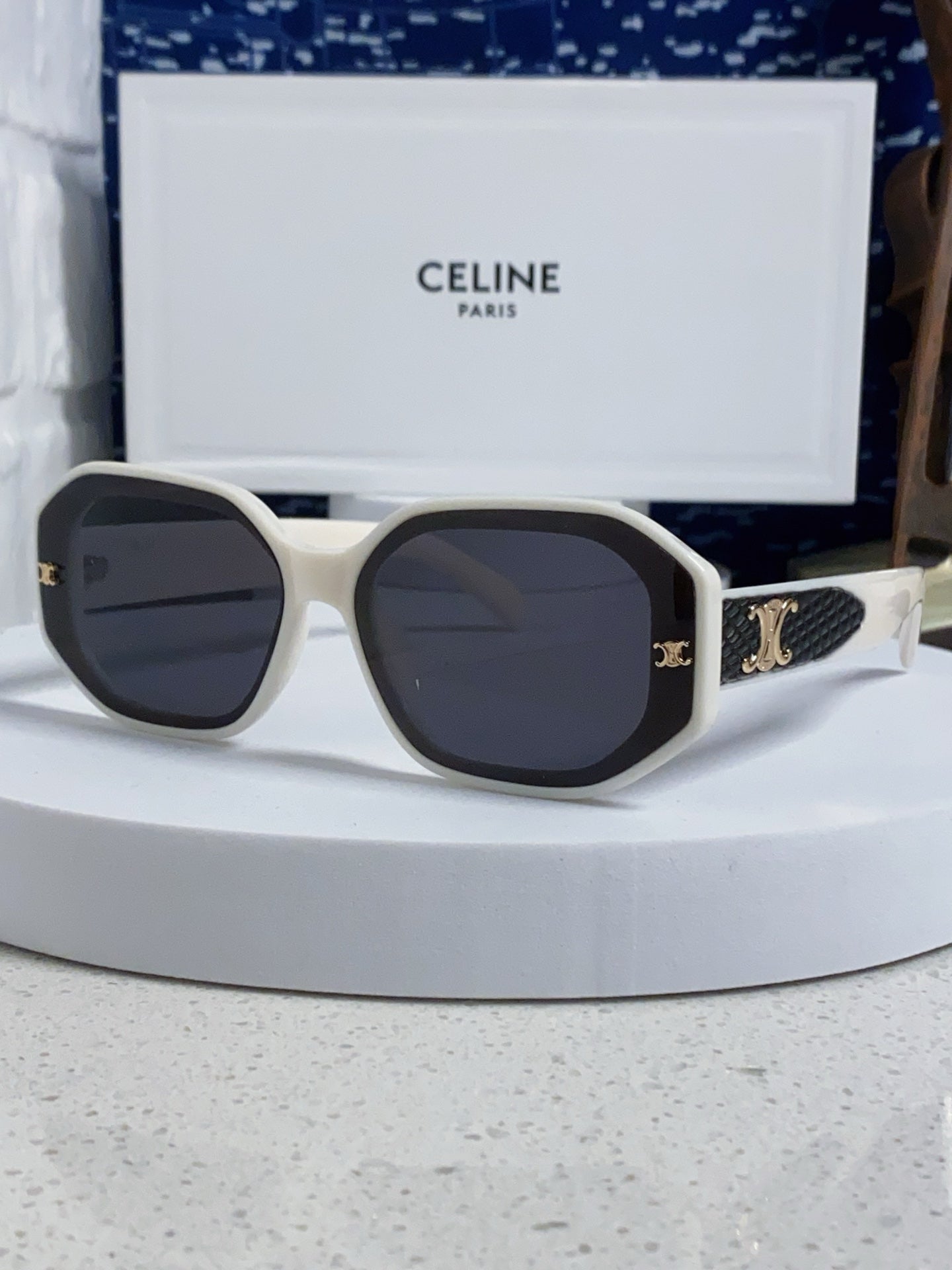 China Replica Celine Sunglasses 30usd Only