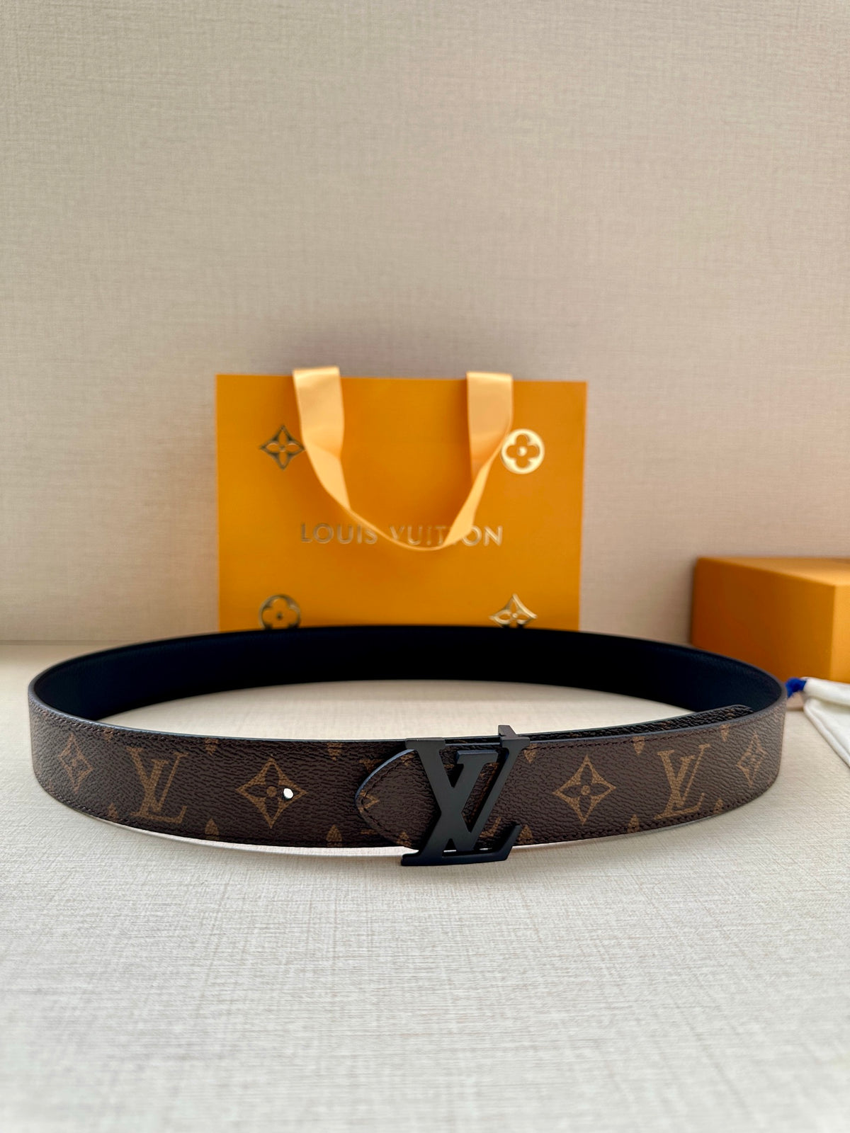 China Replica LV Belts 49usd Only