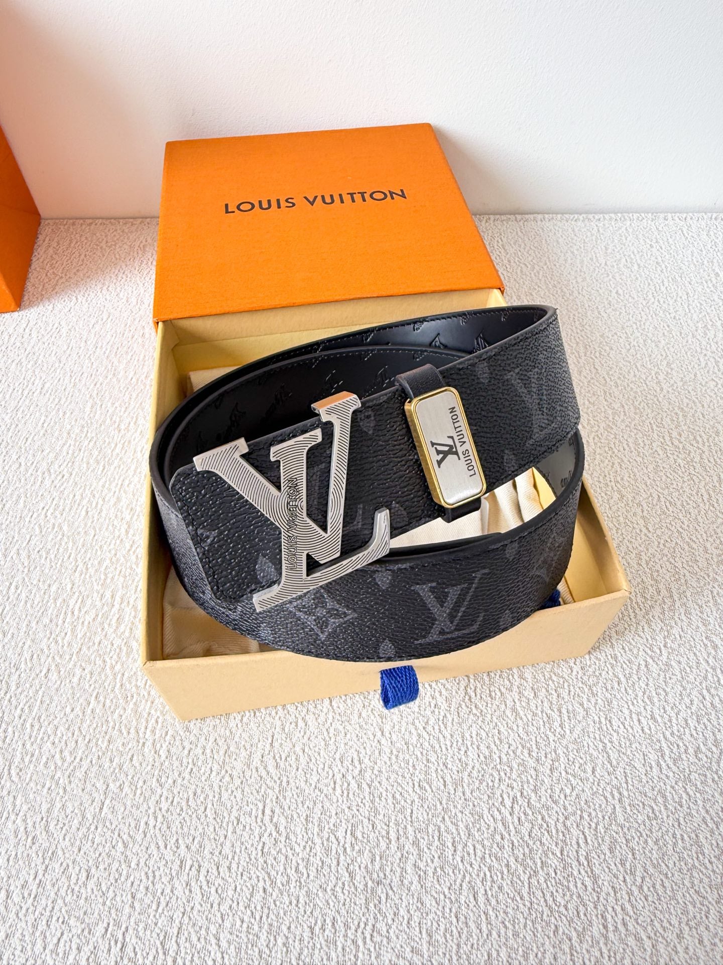 China Replica LV Belts 52usd Only