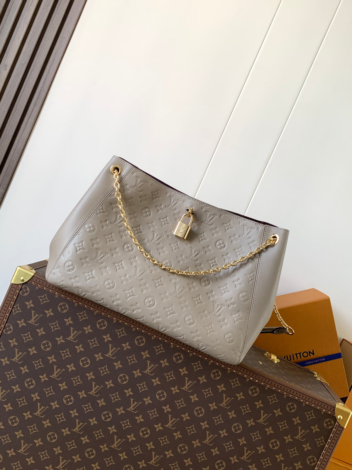 China Replica LV Handbags 189usd Only