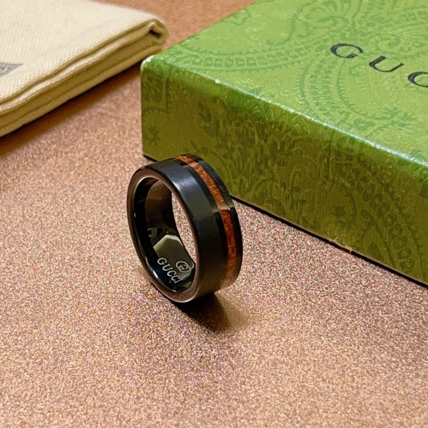 China Replica Gucci Rings 38usd Only