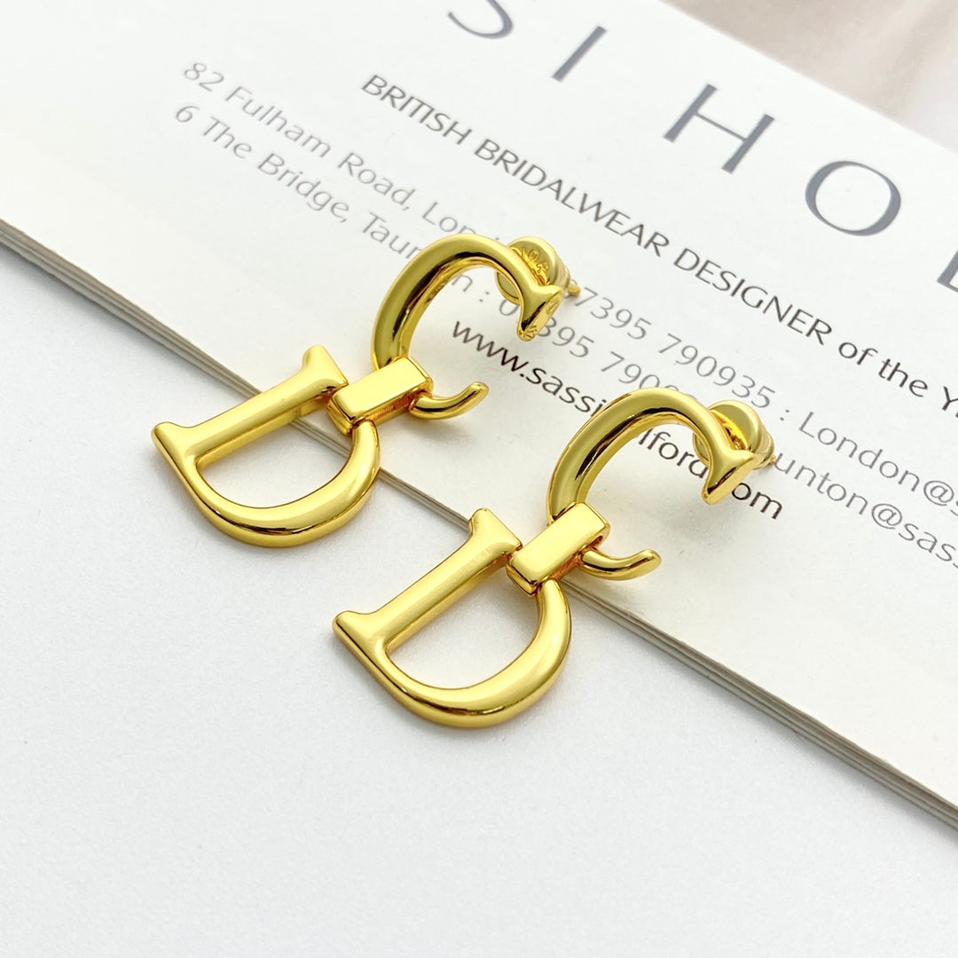 China Replica Dior Earrings 28usd Only