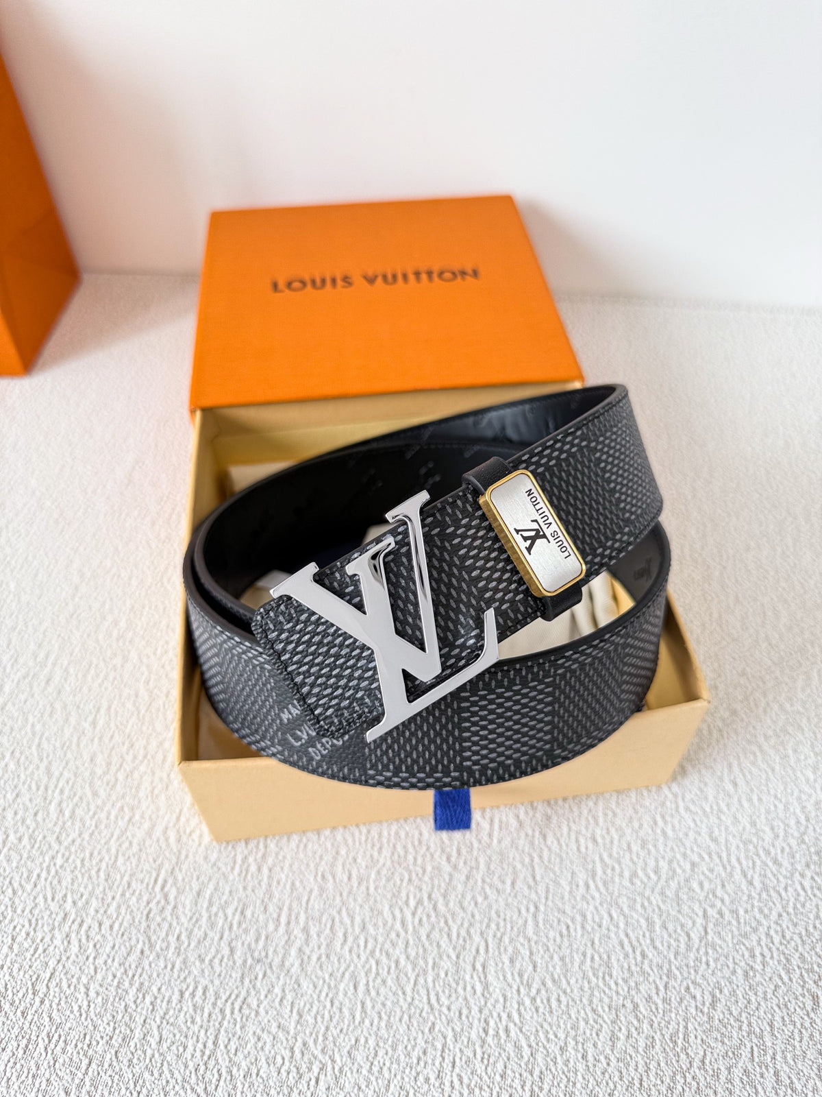 China Replica LV Belts 49usd Only