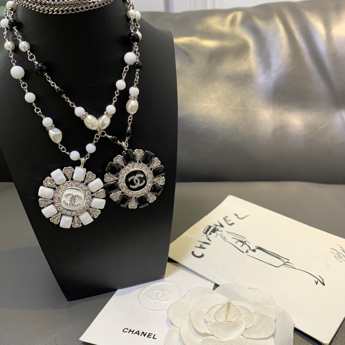 China Replica Chanel Necklaces usd Only