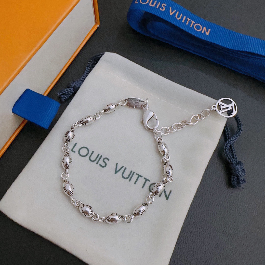 China Replica LV Bracelets 35usd Only