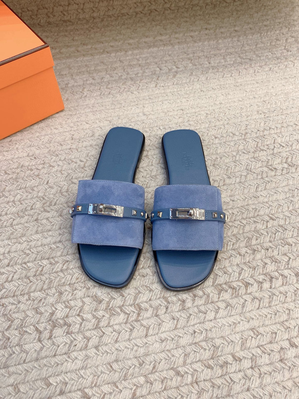 China Replica Hermes Women Shoes 122usd Only