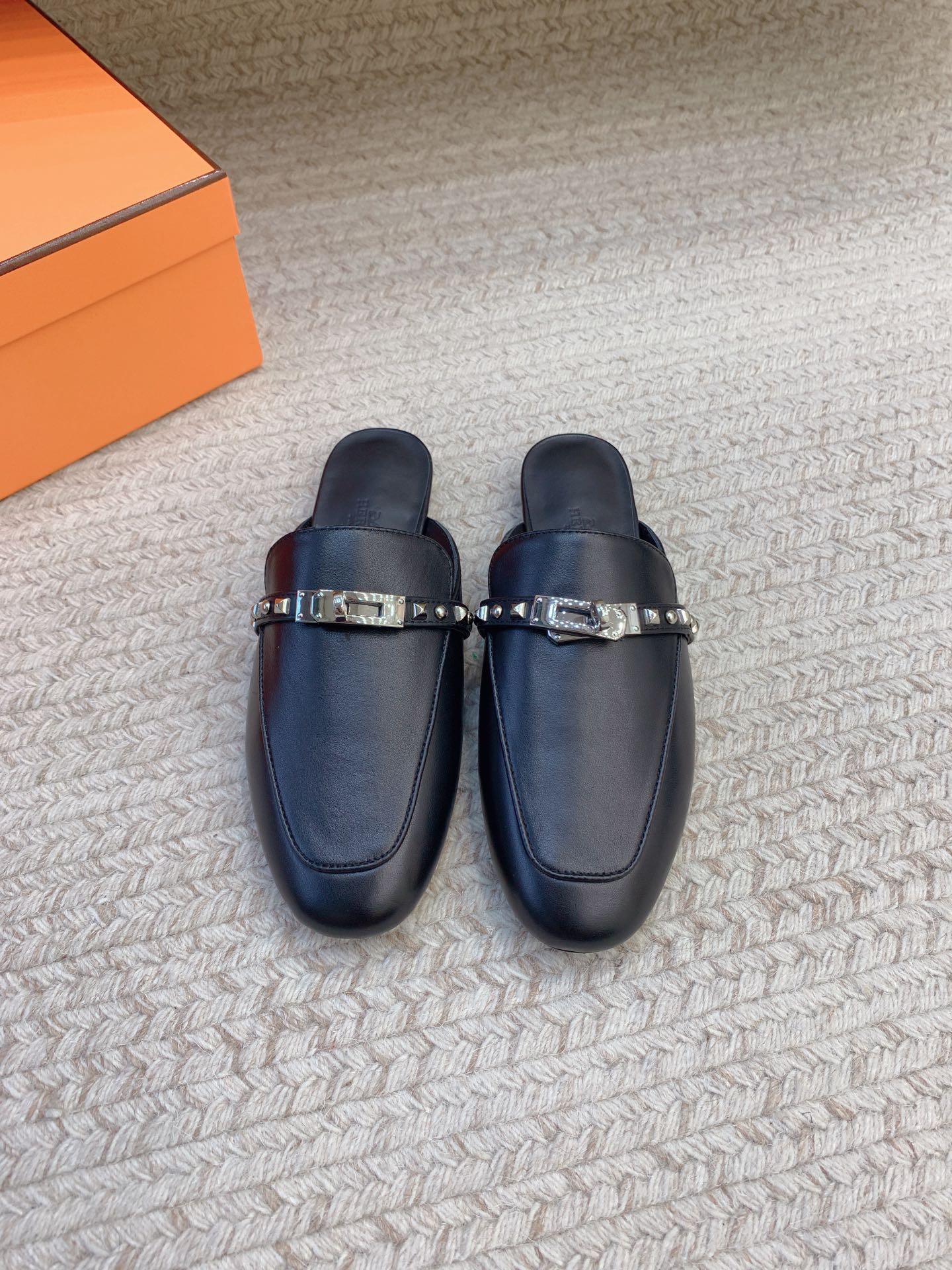 China Replica Hermes Women Shoes 122usd Only
