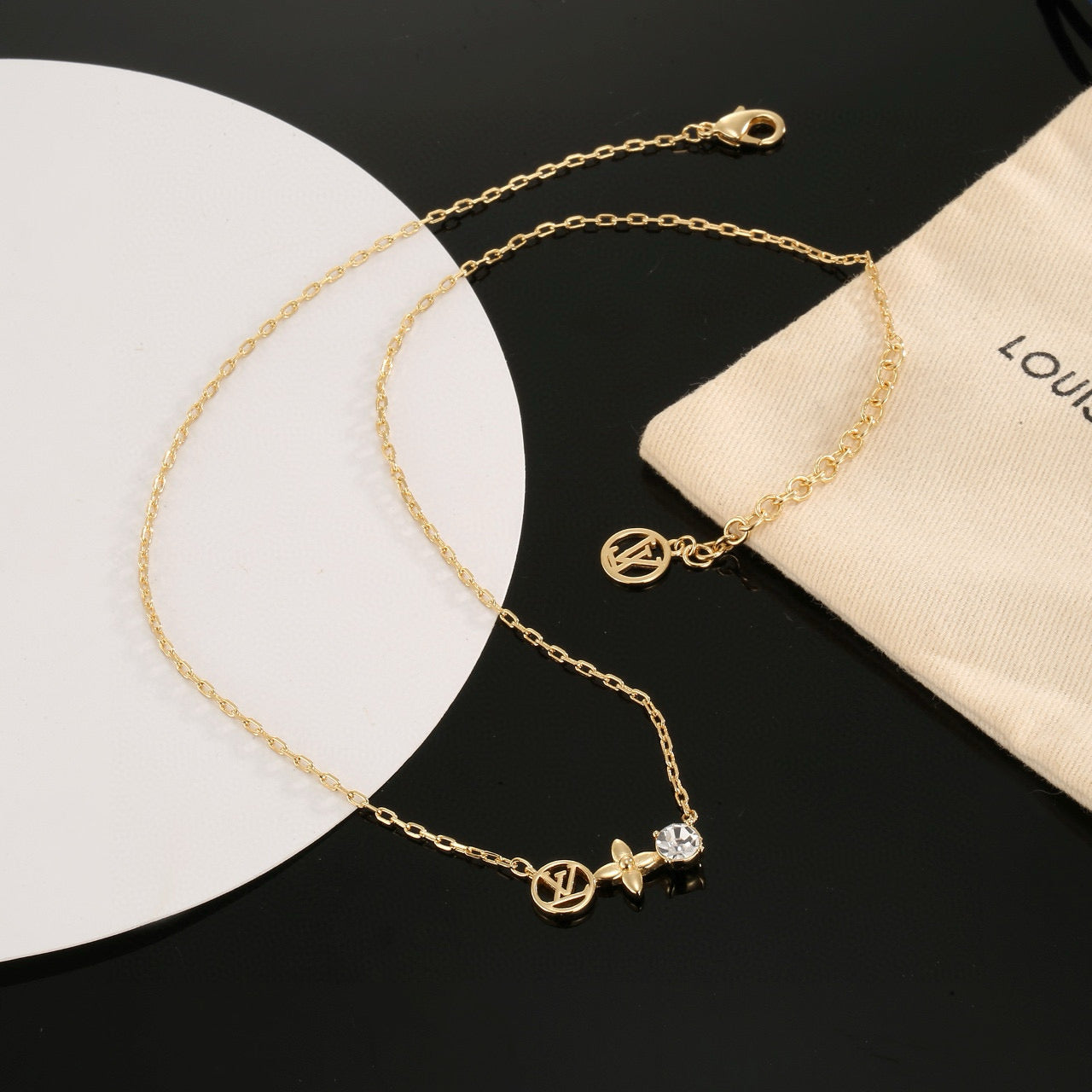 China Replica LV Necklaces 27usd Only